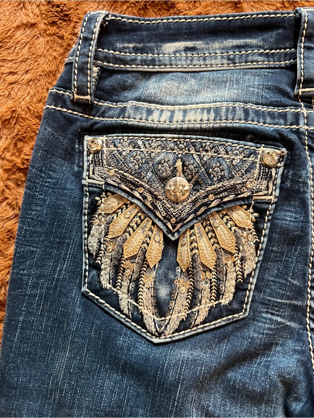 Miss Me Denim Jeans with Gold Embroidered Pocket. Boot cut. Mid-rise. 26x34.